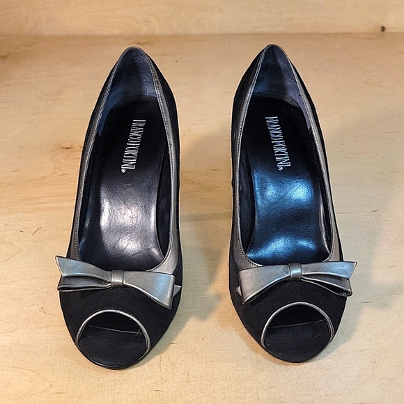 Franco Fortini Pand Black Suede 3 1/2 Inch Heels - Picture 3 of 7